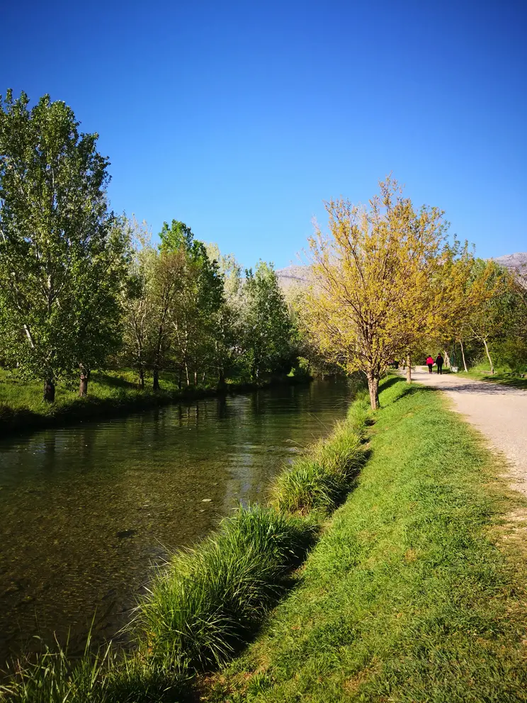 The river promenade